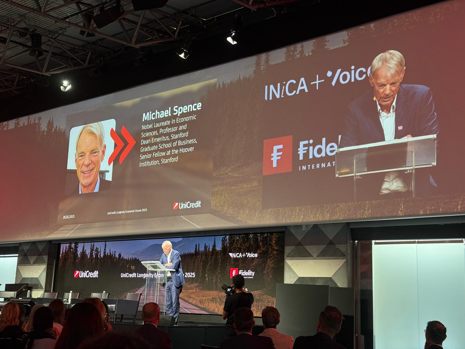 Michael Spence - držiteľ nobelovej ceny za Ekon&oacute;miu